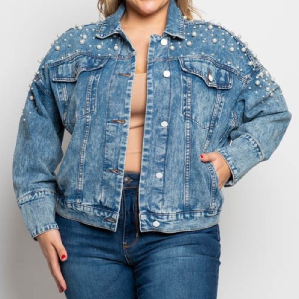 NWT Jacket of pearls & rhinestones
